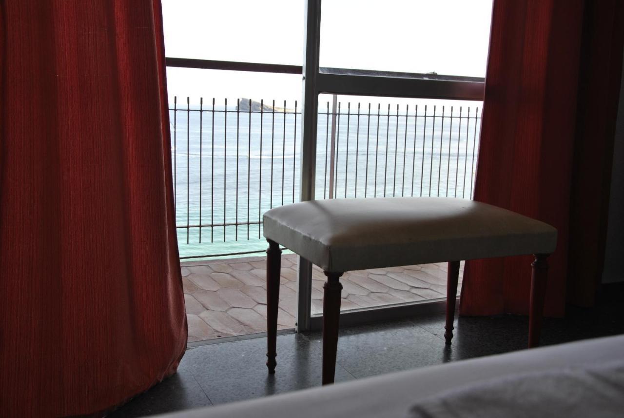 Al Despertar El Mar *